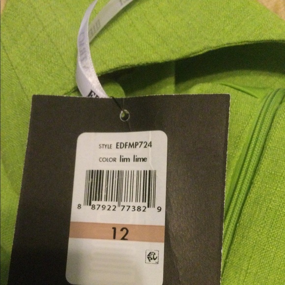 Women’s New Beautiful Ellen Tracy size 12 price firm - Picture 3 of 13